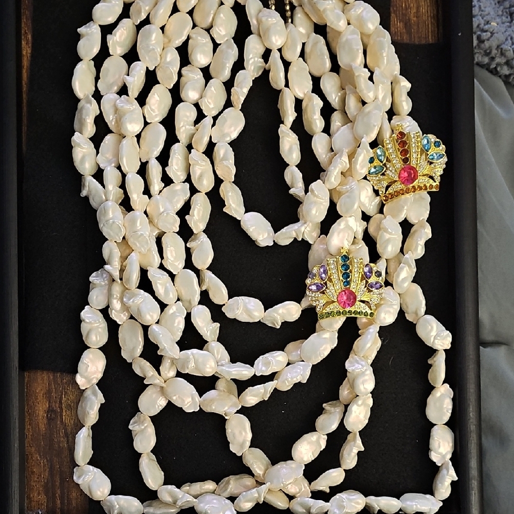 Sassy Jones Cream Pearl Necklace with Gold and Jewel Accents